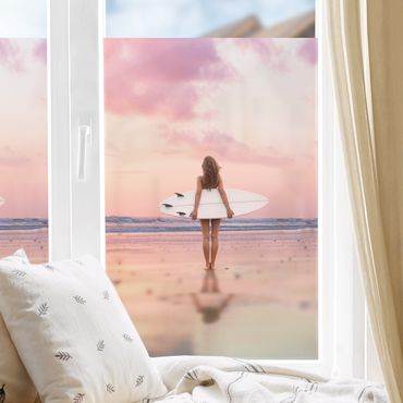 Fensterfolie - Sichtschutz - Surfergirl mit Board im Abendrot - Fensterbilder