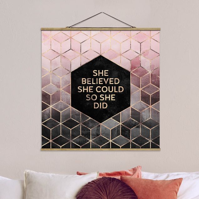 Stoffbild mit Posterleisten - Elisabeth Fredriksson - She Believed She Could Rosé Gold - Quadrat 1:1