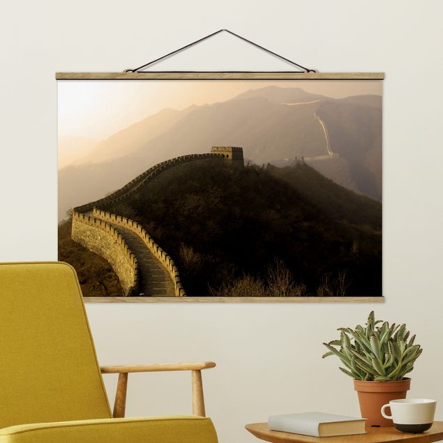 Stoffbild mit Posterleisten - Sonnenaufgang über der chinesischen Mauer - Querformat 3:2