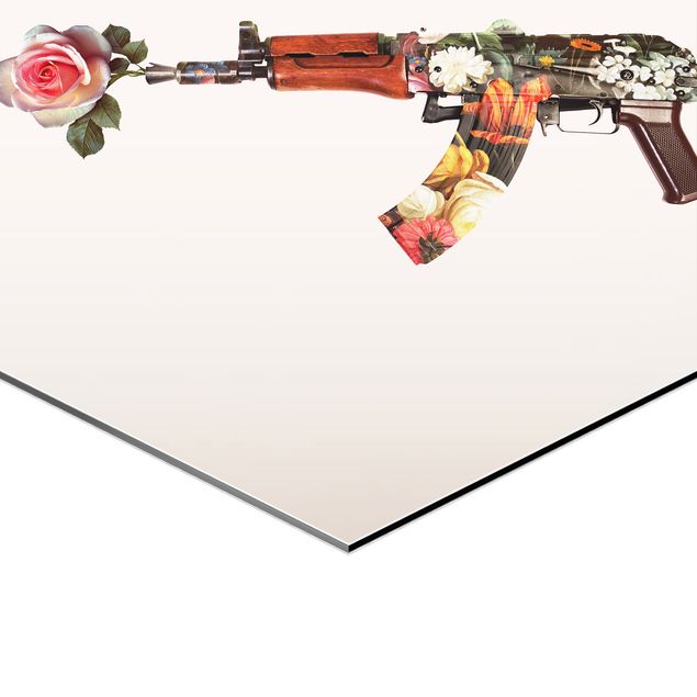 Hexagon Bild Alu-Dibond 2-teilig - Jonas Loose - Pistolen mit Blumenstrauß