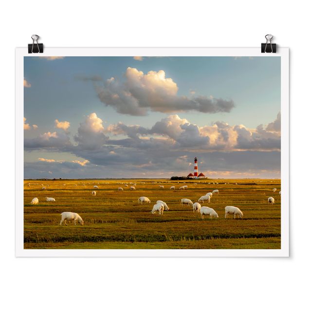 Poster - Nordsee Leuchtturm mit Schafsherde - Querformat 3:4