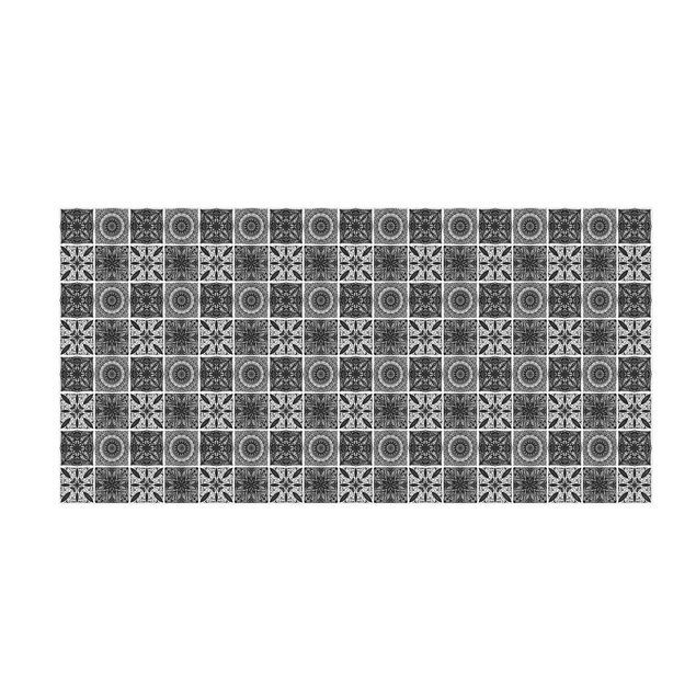 Grauer Teppich Orientalischer Mandala Mustermix in Schwarz mit Glitzeroptik