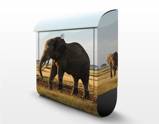 Design Briefkasten Elefanten vor dem Kilimanjaro in Kenya 39x46x13cm