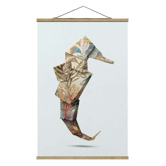 Stoffbild mit Posterleisten - Jonas Loose - Origami Seepferdchen - Hochformat 2:3