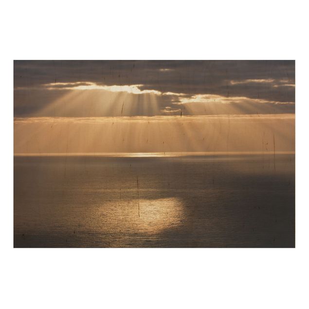 Holzbild - Sonnenstrahlen über dem Meer - Querformat 2:3