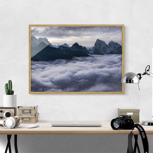 Bild mit Rahmen - Wolkenmeer im Himalaya - Querformat 3:4