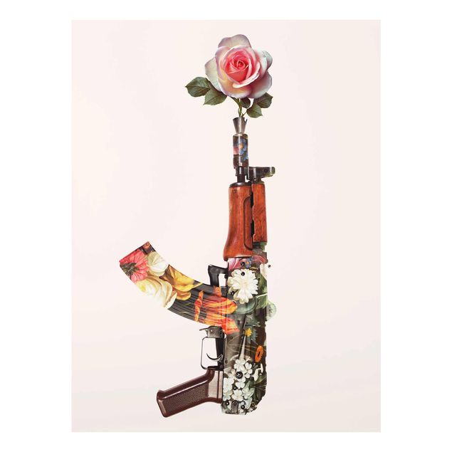 Glasbild - Jonas Loose - Waffe mit Rose - Hochformat 4:3