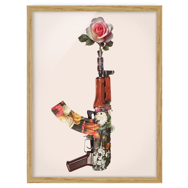 Bild mit Rahmen - Jonas Loose - Waffe mit Rose - Hochformat 4:3