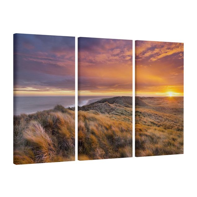 Leinwandbild 3-teilig - Sonnenaufgang am Strand auf Sylt - Hoch 1:2