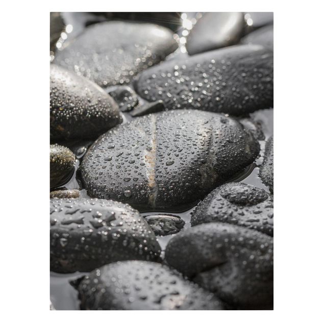 Leinwandbild - Schwarze Steine im Wasser - Hochformat 4:3