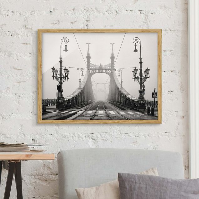 Bild mit Rahmen - Brücke in Budapest - Querformat 3:4