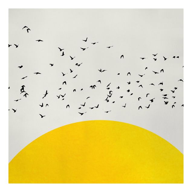 Leinwandbild - Vogelschwarm vor gelber Sonne - Quadrat 1:1
