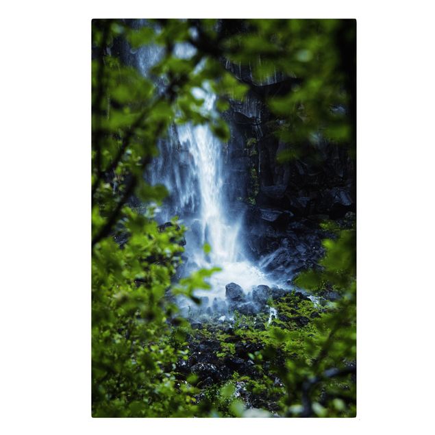 Leinwandbild - Blick zum Wasserfall - Hochformat 2:3