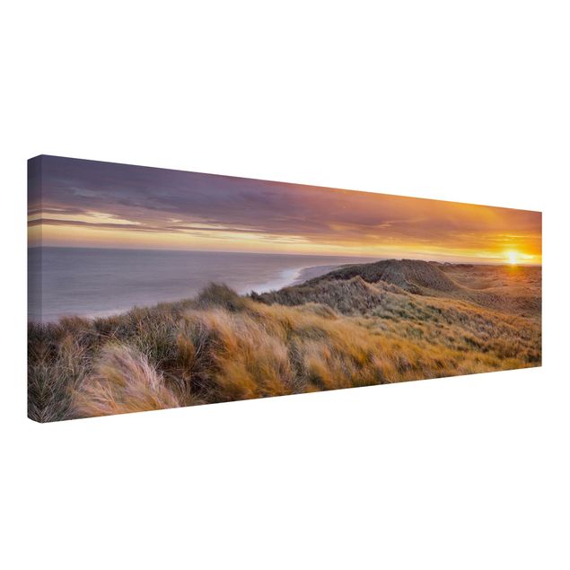 Leinwandbild - Sonnenaufgang am Strand auf Sylt - Panorama Quer