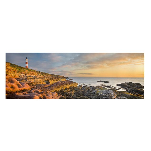 Leinwandbild - Tarbat Ness Leuchtturm und Sonnenuntergang am Meer - Quer 3:2