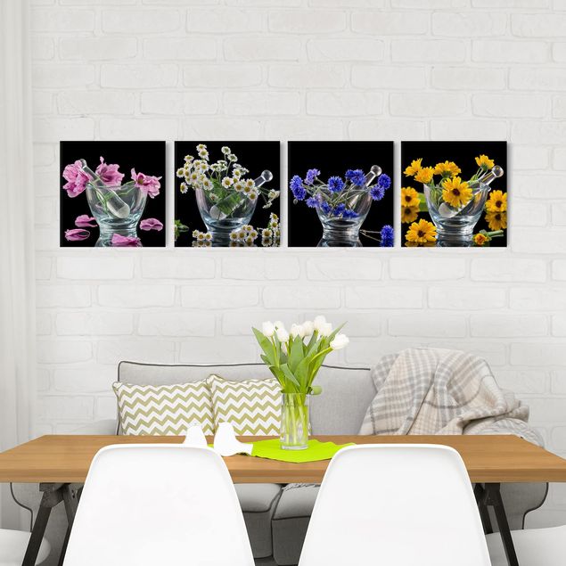 Leinwandbild 4-teilig - Blumen im Mörser