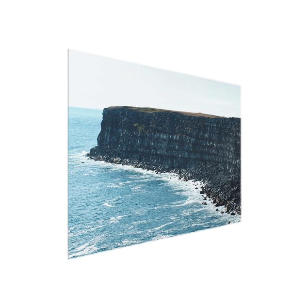 Glasbild - Felsige Klippen auf Island - Querformat