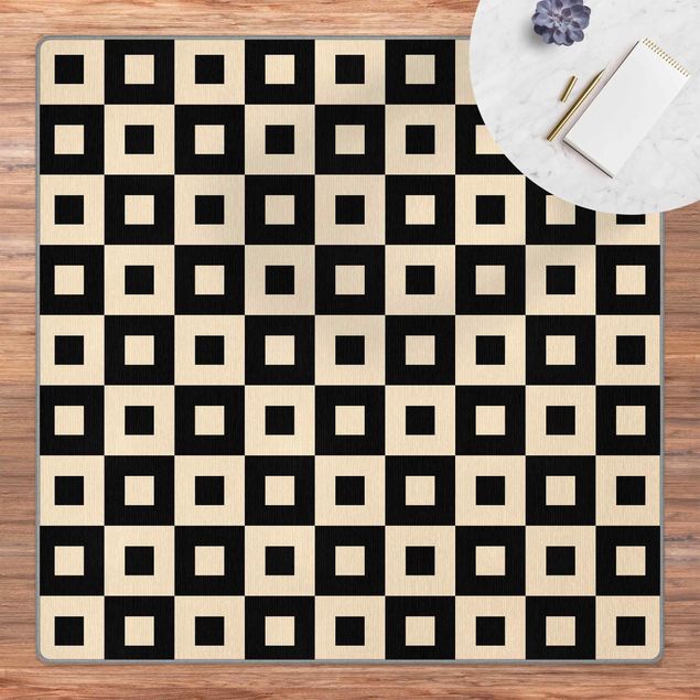 Teppich creme Geometrisches Muster aus Schwarz Beigen Quadraten