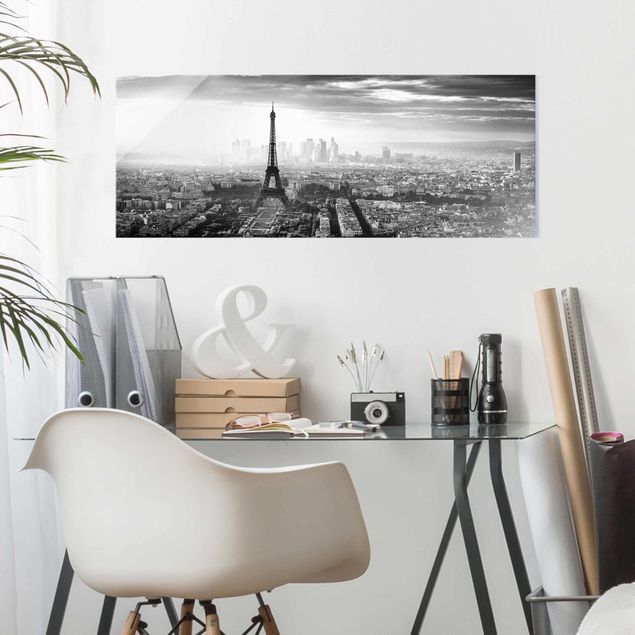 Glasbild - Der Eiffelturm von Oben Schwarz-weiß - Panorama