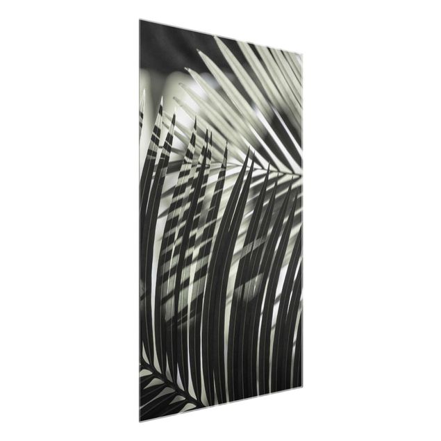Glasbild - Schattenspiel auf Palmenwedel - Hochformat