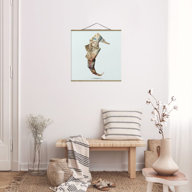 Stoffbild mit Posterleisten - Jonas Loose - Origami Seepferdchen - Quadrat 1:1