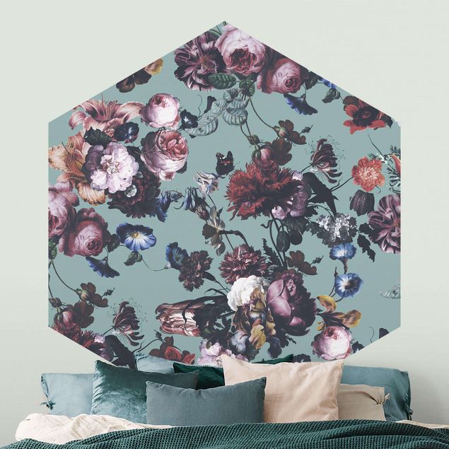 Hexagon Mustertapete selbstklebend - Altmeisterliche Blüten mit Tulpen und Rosen auf Blau