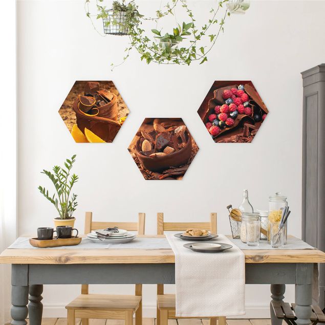 Hexagon Bild Forex 3-teilig - Schokolade mit Früchten und Mandeln