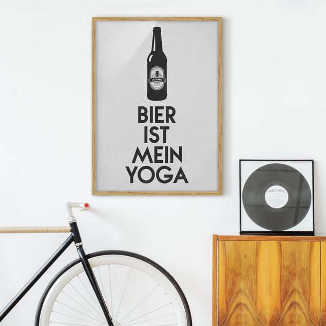 Bild mit Rahmen - Bier Ist Mein Yoga - Hochformat