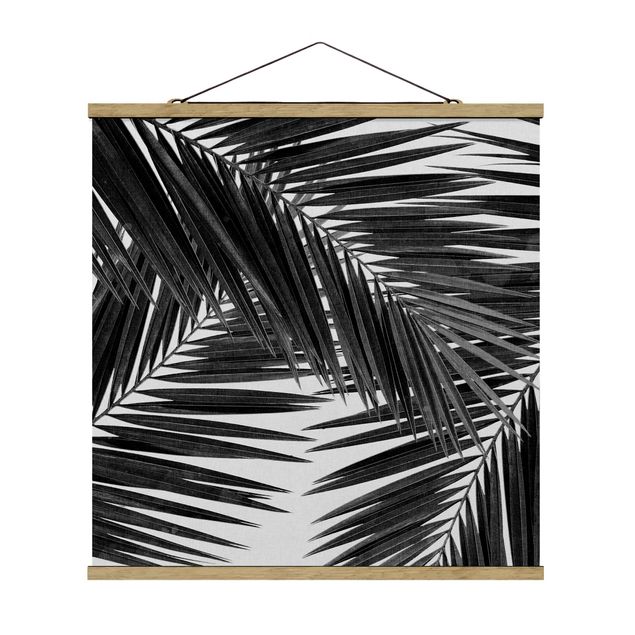 Stoffbild mit Posterleisten - Blick durch Palmenblätter schwarz weiß - Quadrat 1:1