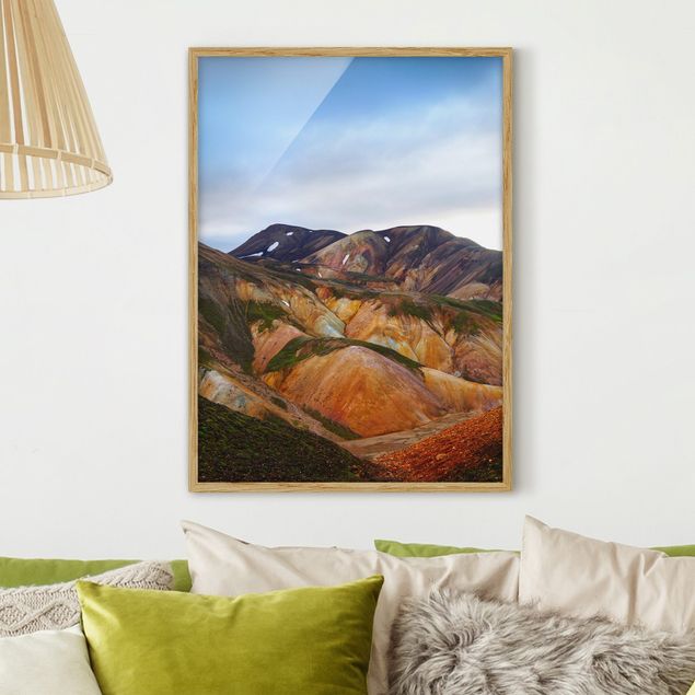 Bild mit Rahmen - Bunte Berge in Island - Hochformat