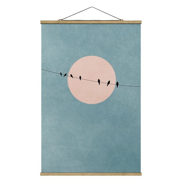 Stoffbild mit Posterleisten - Vögel vor rosa Sonne I - Hochformat 2:3