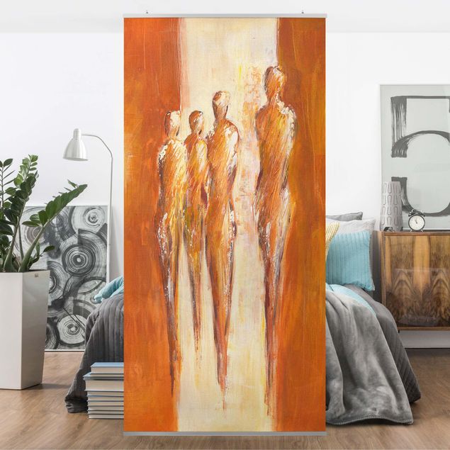 Raumteiler - Petra Schüßler - Vier Figuren in Orange 02 250x120cm