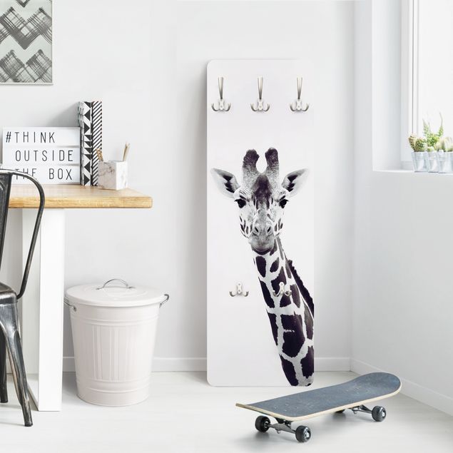 Garderobe - Giraffen Portrait in Schwarz-weiß