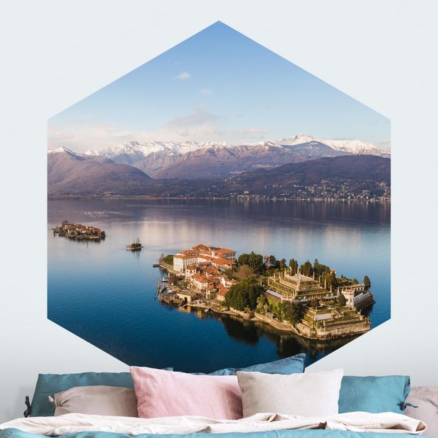 Hexagon Fototapete selbstklebend - Insel Isola Bella in Italien
