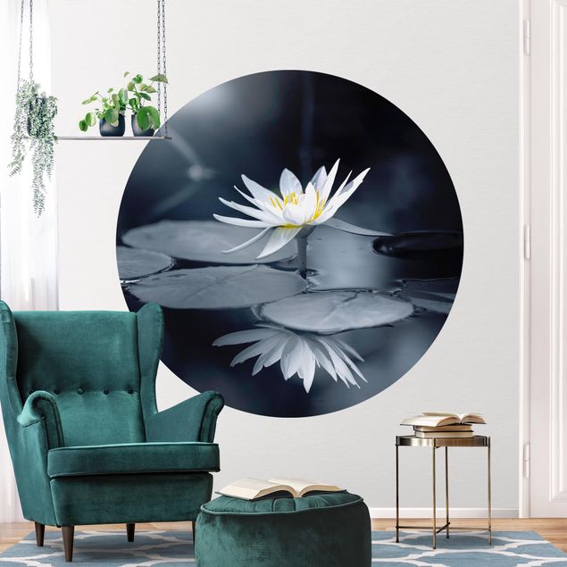 Runde Tapete selbstklebend - Lotus Spiegelung im Wasser