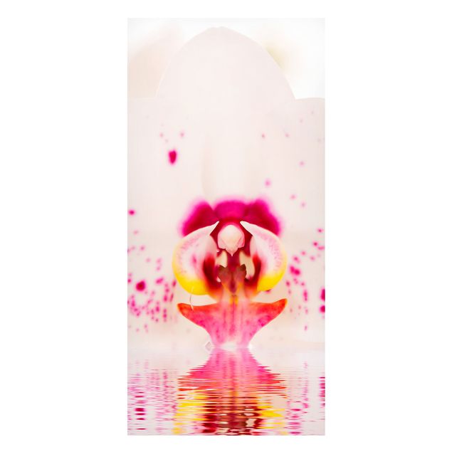 Magnettafel - Gepunktete Orchidee auf Wasser - Blumenbild Memoboard Panorama Hoch