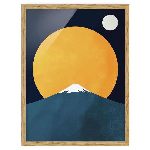 Bild mit Rahmen - Sonne, Mond und Berge - Hochformat
