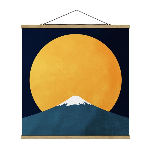 Stoffbild mit Posterleisten - Sonne, Mond und Berge - Quadrat 1:1