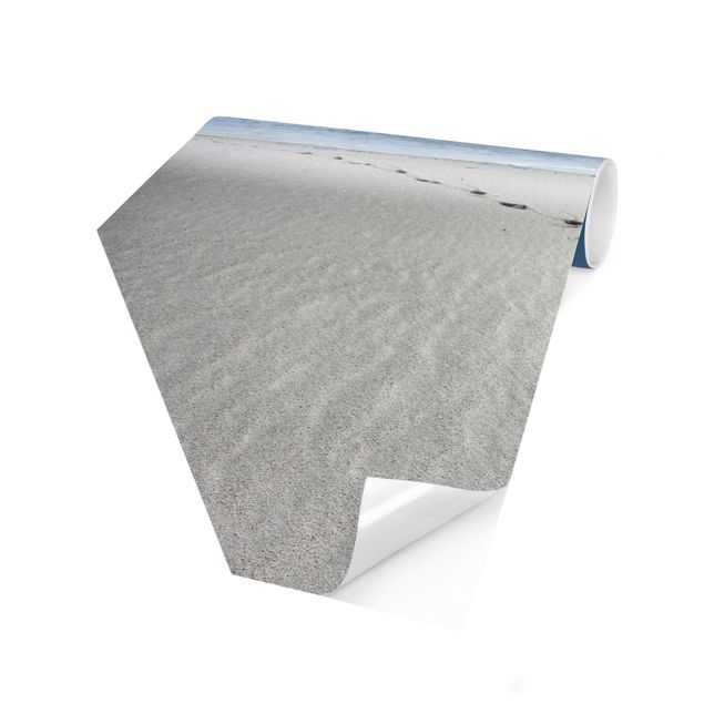Hexagon Mustertapete selbstklebend - Spuren im Sand