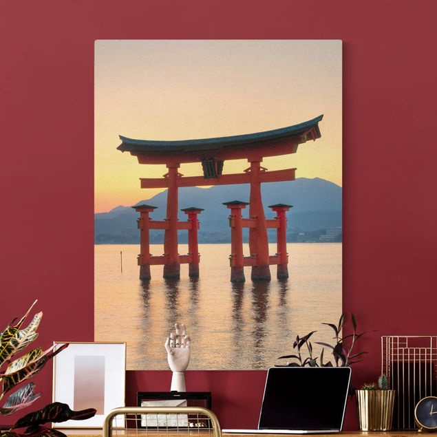 Leinwandbild Natur - Torii am Itsukushima - Hochformat 3:4