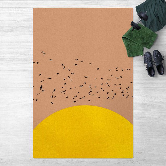 Teppich Natur Vogelschwarm vor gelber Sonne