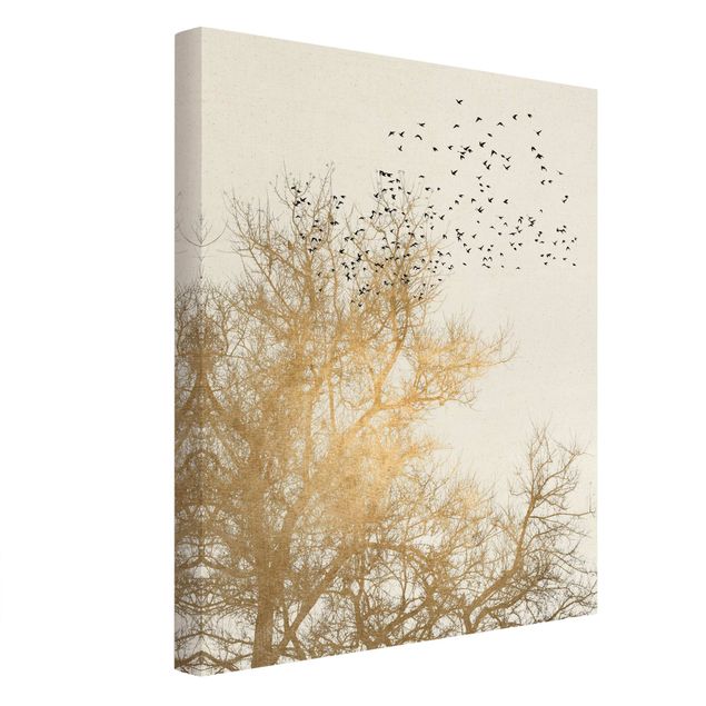 Leinwandbild Gold - Vogelschwarm vor goldenem Baum - Hochformat 3:4